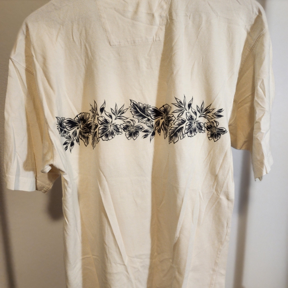 Speedo Cream Floral Men's T-Shirt - Picture 4 of 4